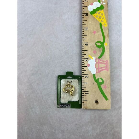 Vintage Dead Stock Gold Tone Capricorn Zodiac Pendant - Picture 4 of 4